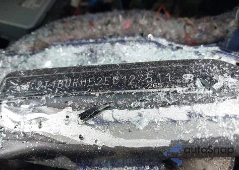 2014 Toyota Corolla S Plus z USA, uszkodzony, nr VIN 2T1BURHE2EC127511